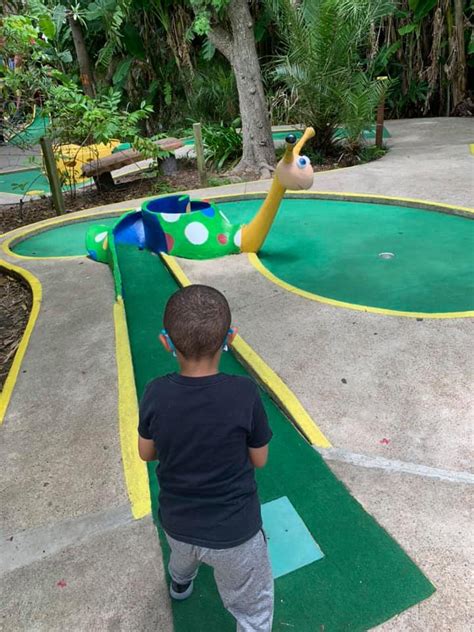 Insider Tips for Saving Money on Magic Carpet Golf: Maximizing the Value of your Visit
